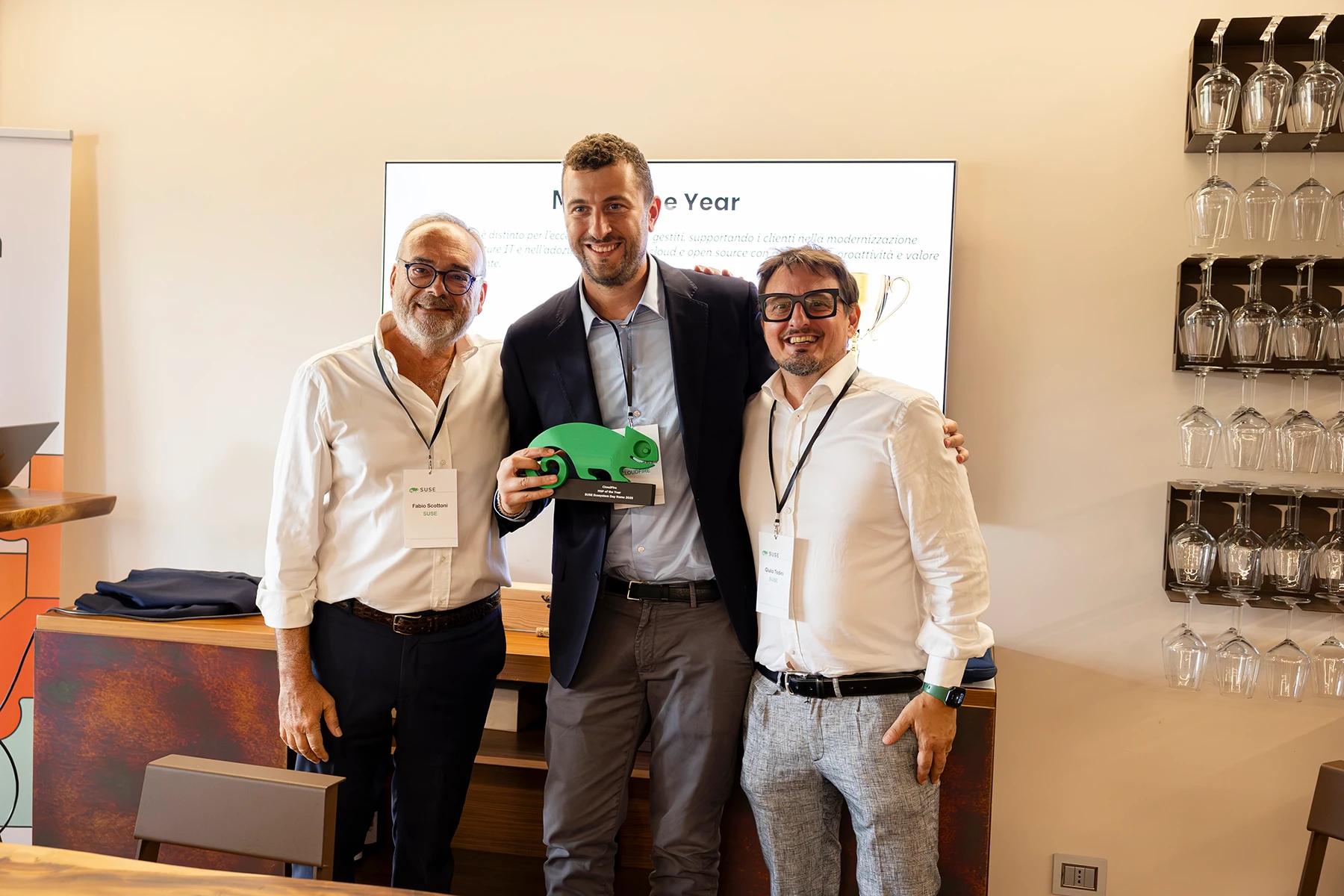 Roberto Bondavalli ritira premio SUSE - MSP of the year