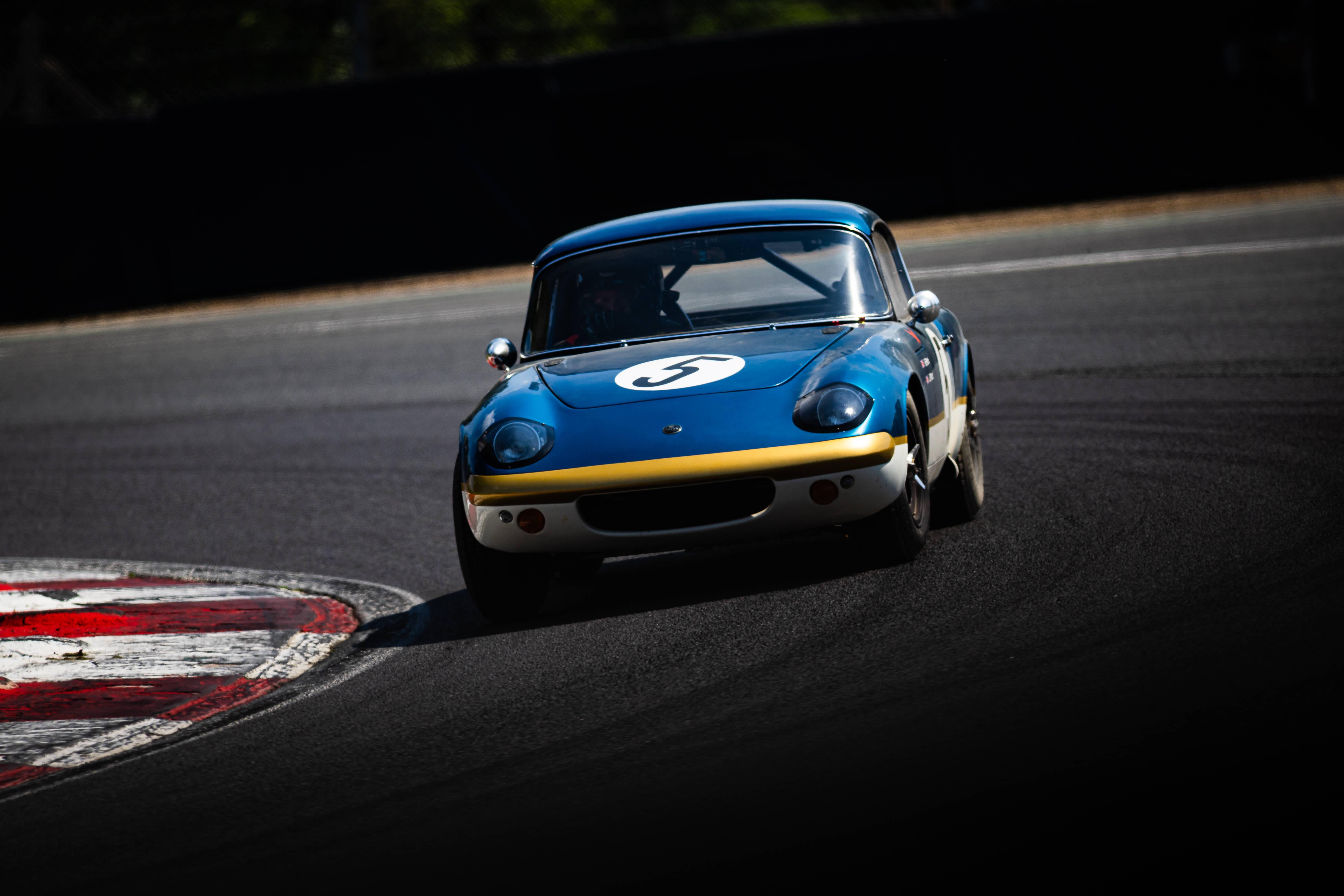 MRL London Historic Trophy at Brands Hatch
