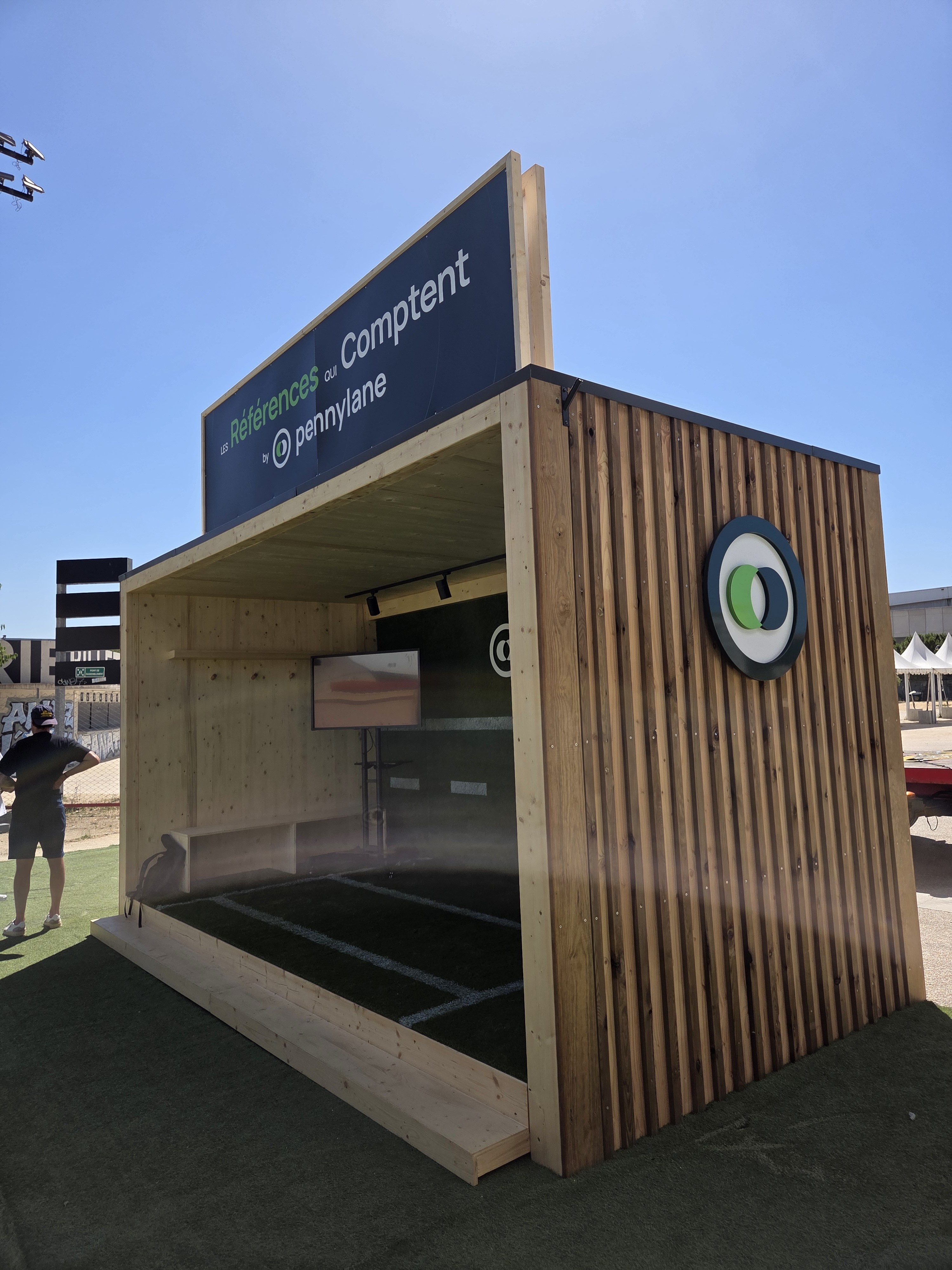 fan zone personnalisée module en bois
