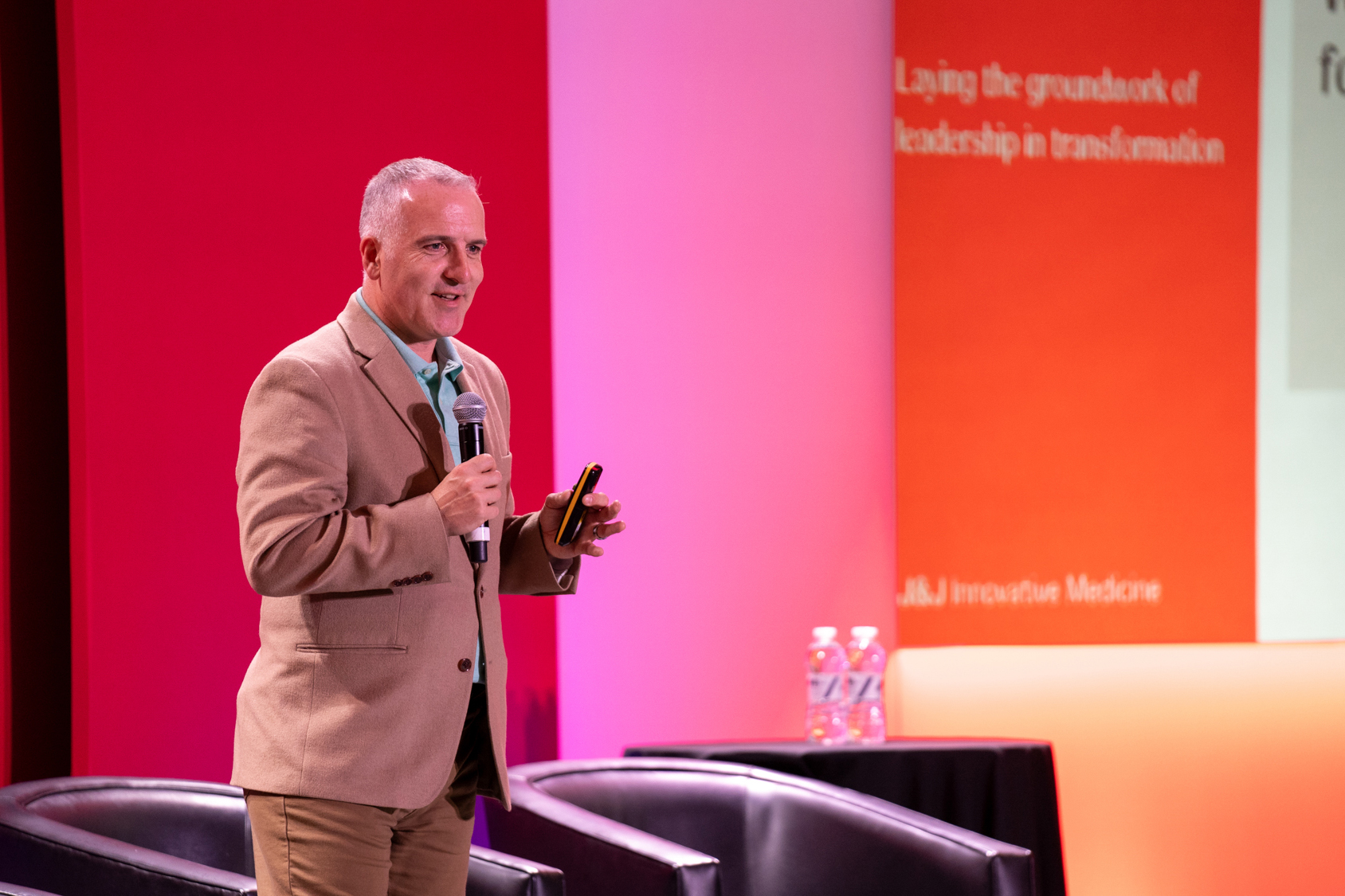 corporate-speaker-event
