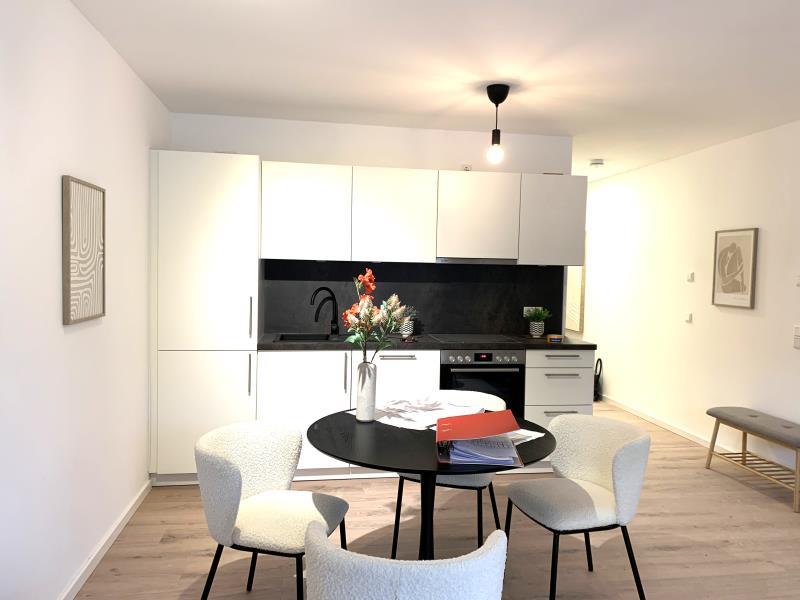 N-Schweinau: Erstbezug! Attraktiv und hell - 2-Zi-Whg. (4.OG) mit EBK, Balkon, Aufzug - Photo 3