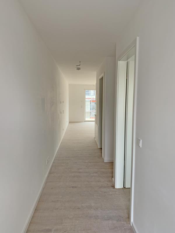 N-Schweinau: Erstbezug! Charmante, helle 3-Zi-Whg. (3.OG) mit EBK, Balkon, Aufzug und TG-SP - Photo 2