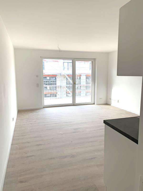 N-Schweinau: Erstbezug! Charmante, helle 3-Zi-Whg. (3.OG) mit EBK, Balkon, Aufzug und TG-SP - Photo 1