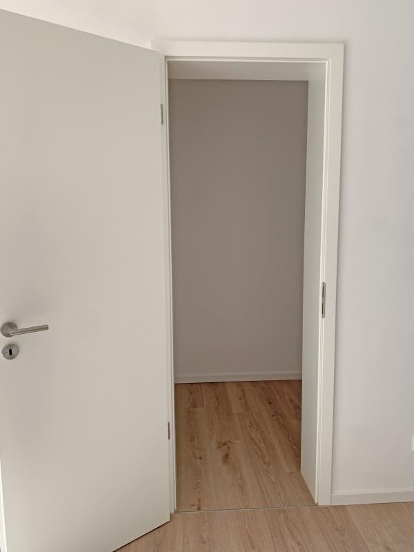 N-Schweinau: Erstbezug! Modern und attraktiv - 3-Zi-Whg (1.OG) mit EBK, Balkon, Aufzug + TG-SP - Photo 3