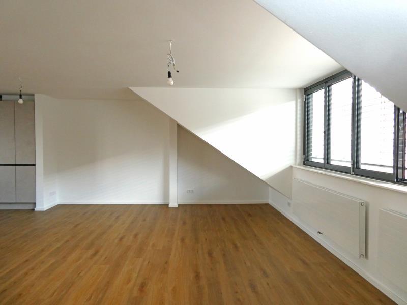 N-Maxfeld: Erstbezug - Exklusiver Wohntraum: 4-Zi.-Whg., DG (4. Stock), 120 qm, EBK, Garage - Photo 1