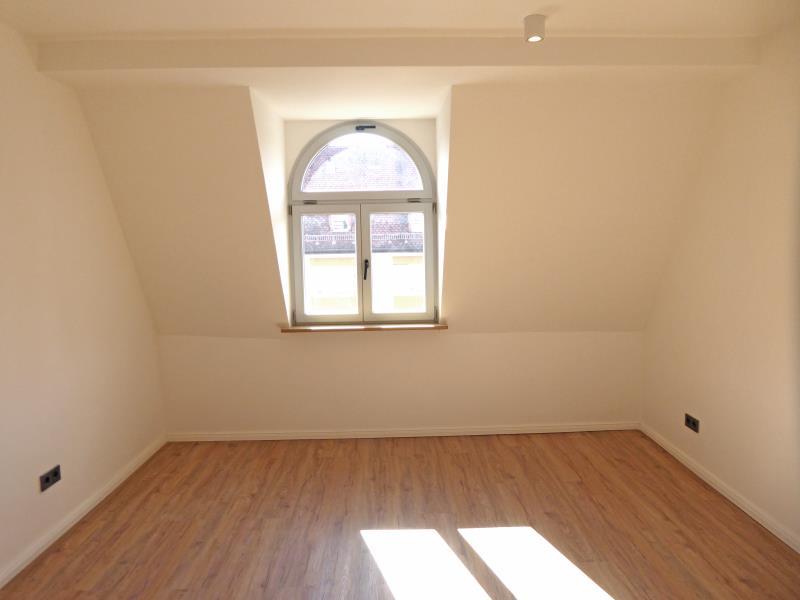 N-Steinbühl: Erstbezug! Komfortable 1-Zi.-Wohnung, 4.OG (m.A.), Einbauküche, Kühlung, Stpl. - Foto 3