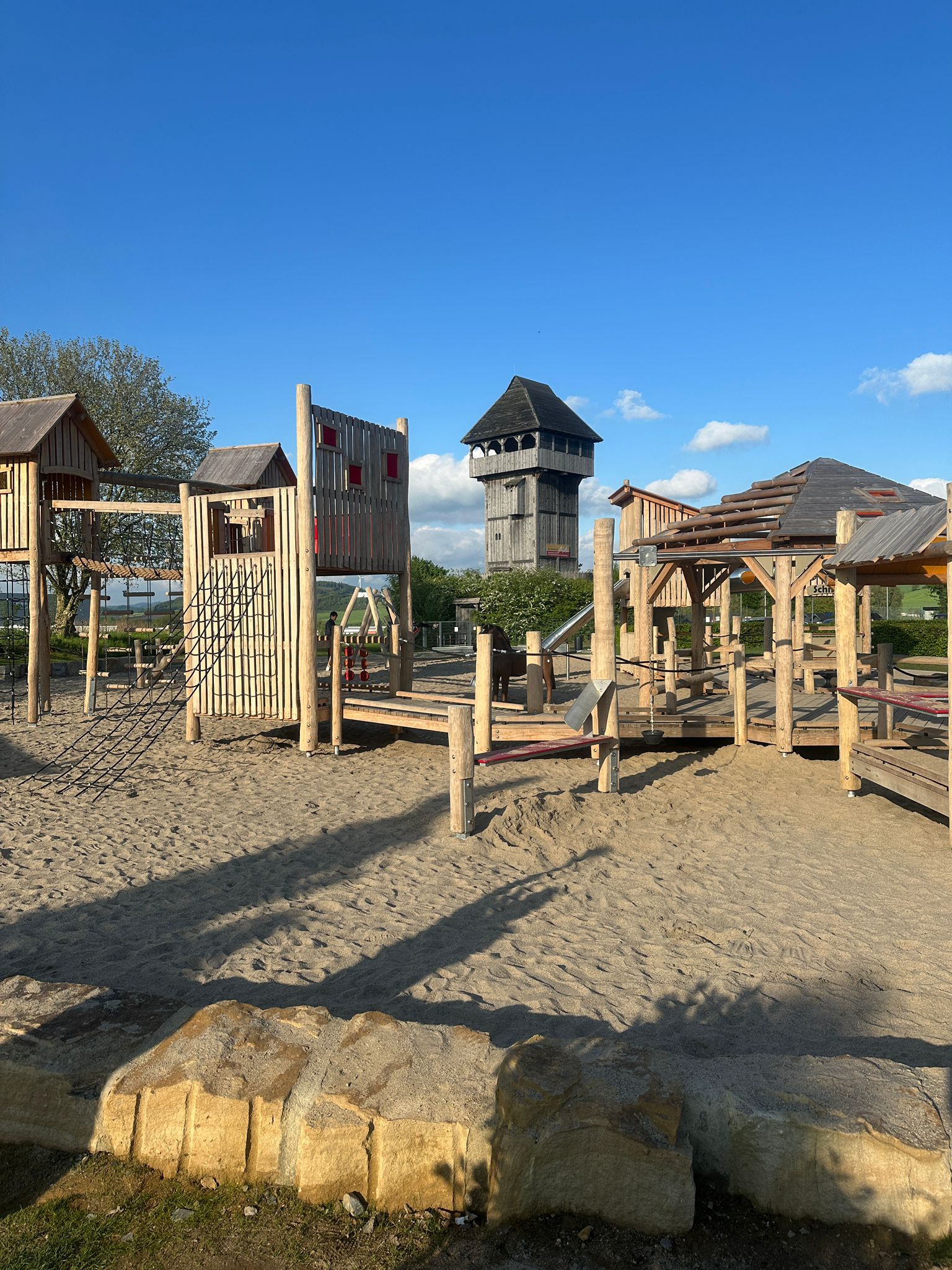 Erlebnis-Spielplatz an der Motte in Neuenrade-Küntrop