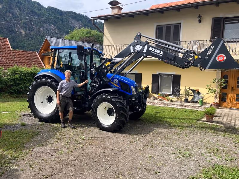 Traktor-Übergabe