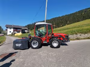 Traktorübergabe Carraro