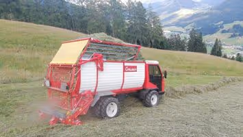 Übergabe eines Aufbauladewagen
