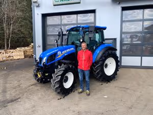 Traktorübergabe New Holland T5.75 Dual Command