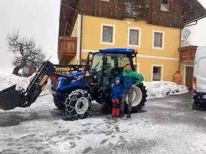 Traktorübergabe New Holland T4.65S