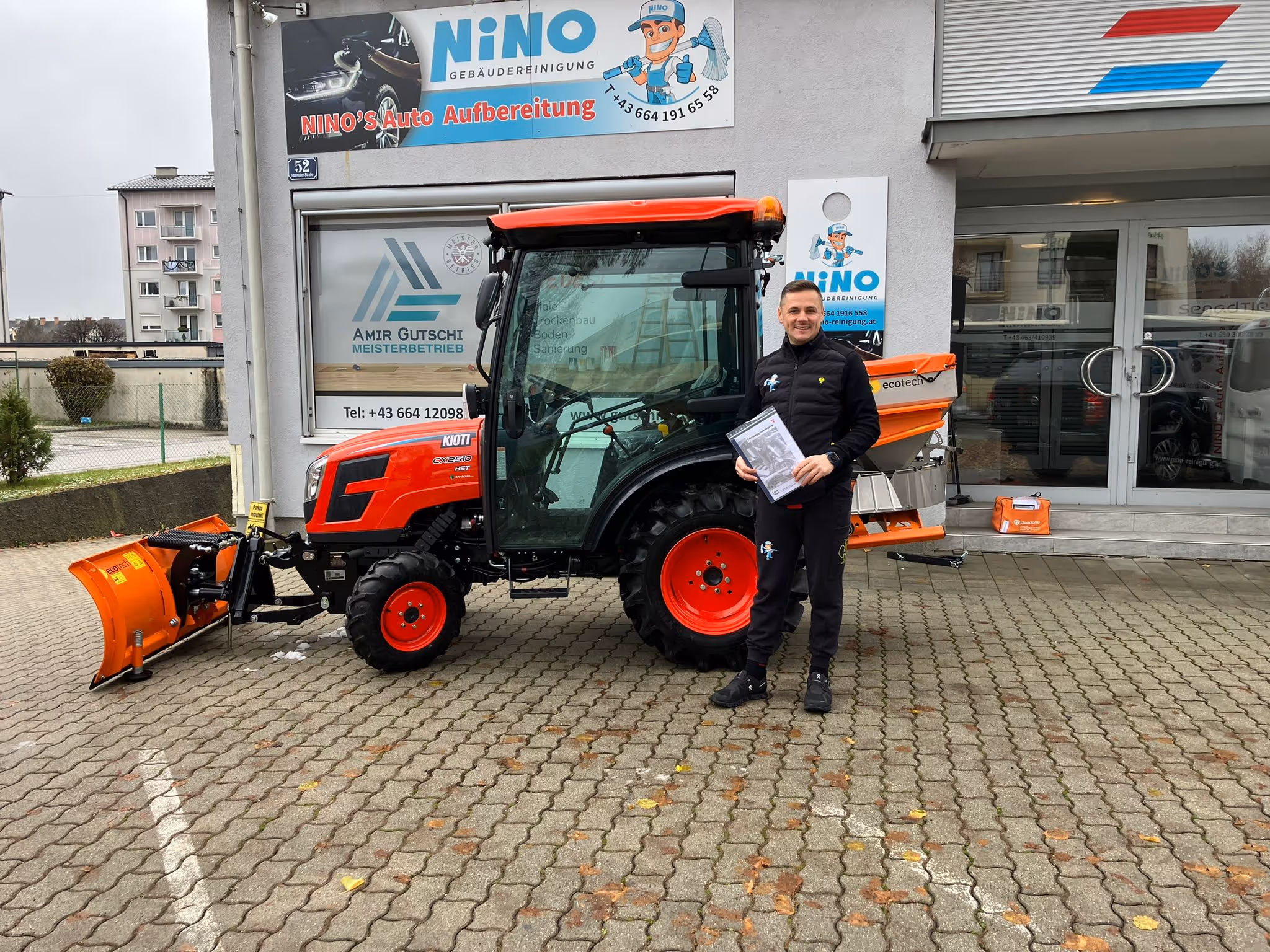 KIOTI Traktor Übergabe
