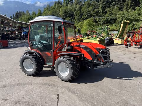 CARRARO Traktorübergabe