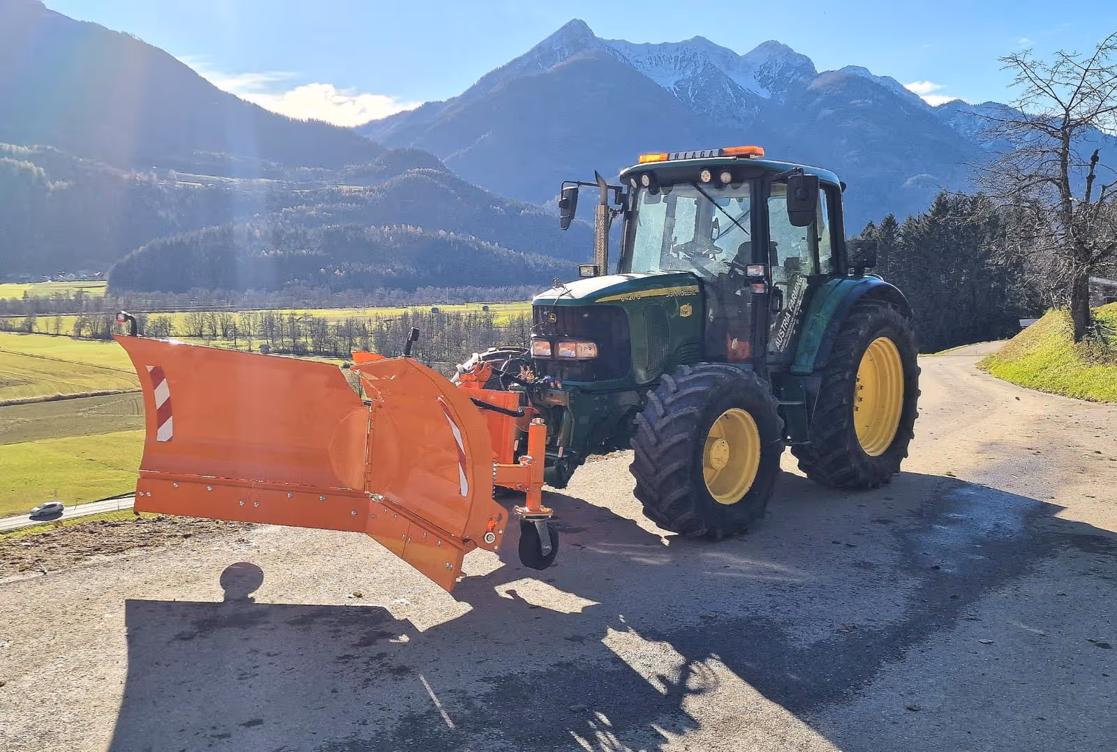 Übergabe Stekro Schneepflug Vario Strong