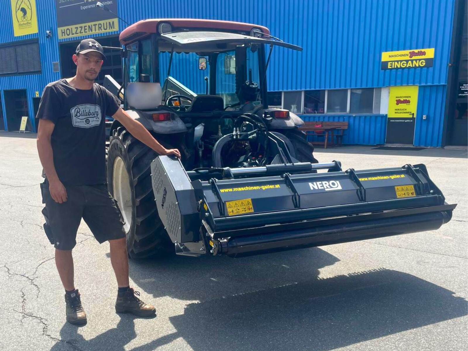 Übergabe NERO Mulchgerät M-200H