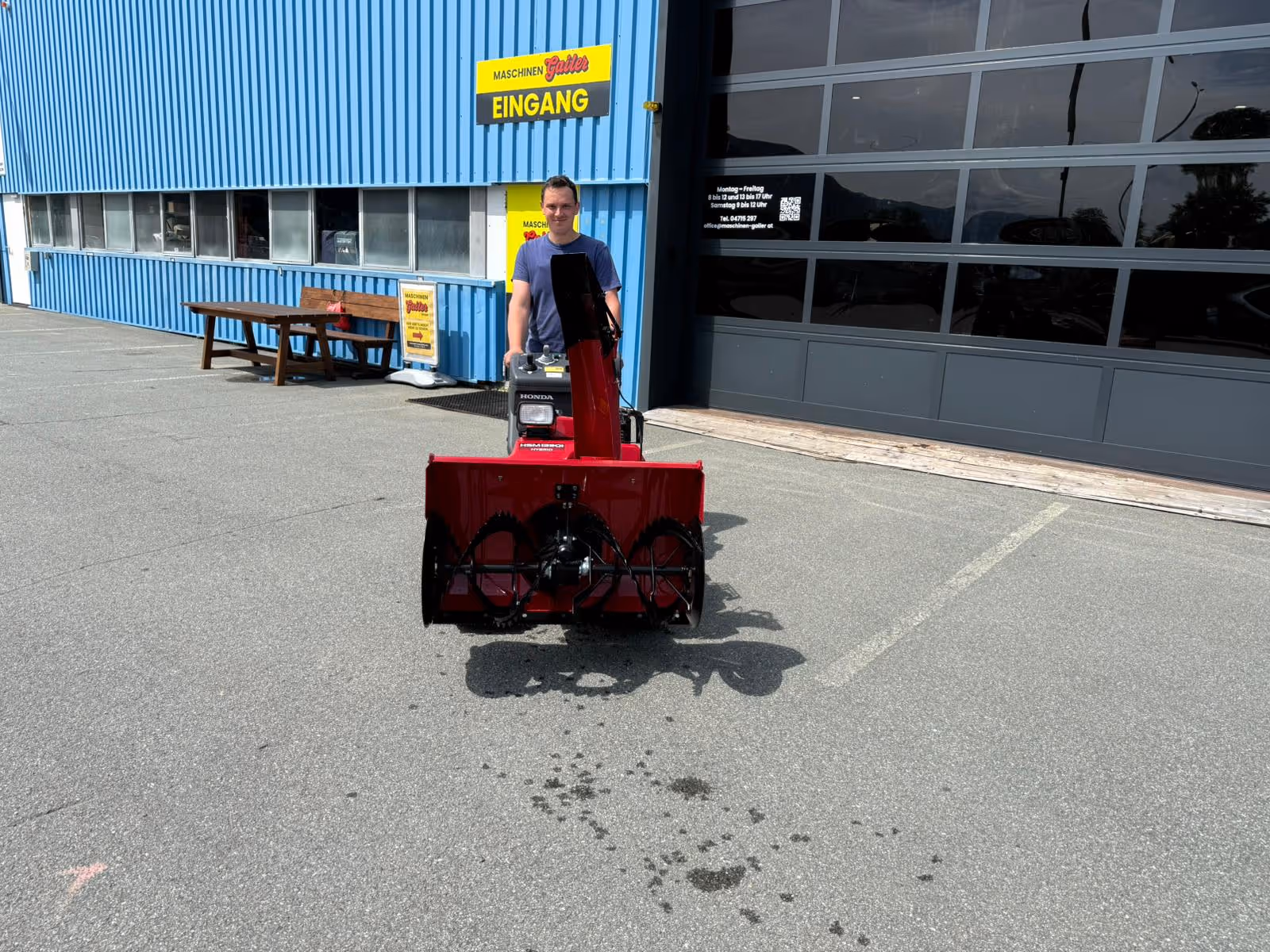Übergabe Honda Schneefräse HSM 1390i K2 ETD