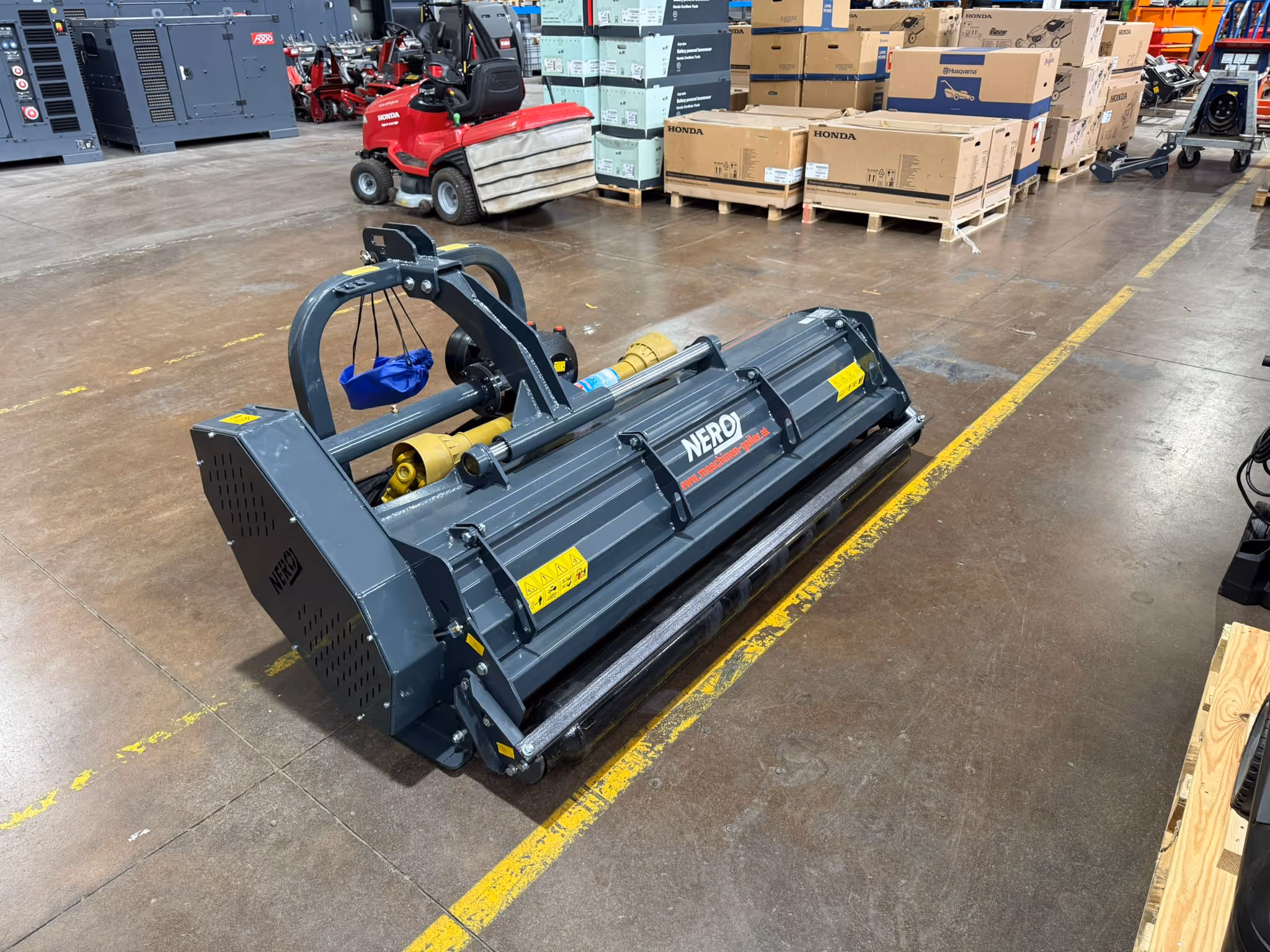 Übergabe NERO Mulchgerät M-220H