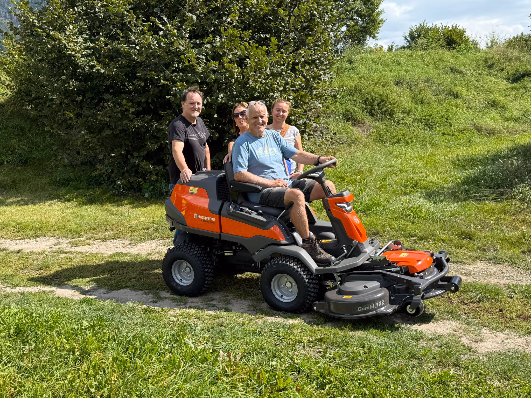 Übergabe Husqvarna Rider R420 TSX AWD