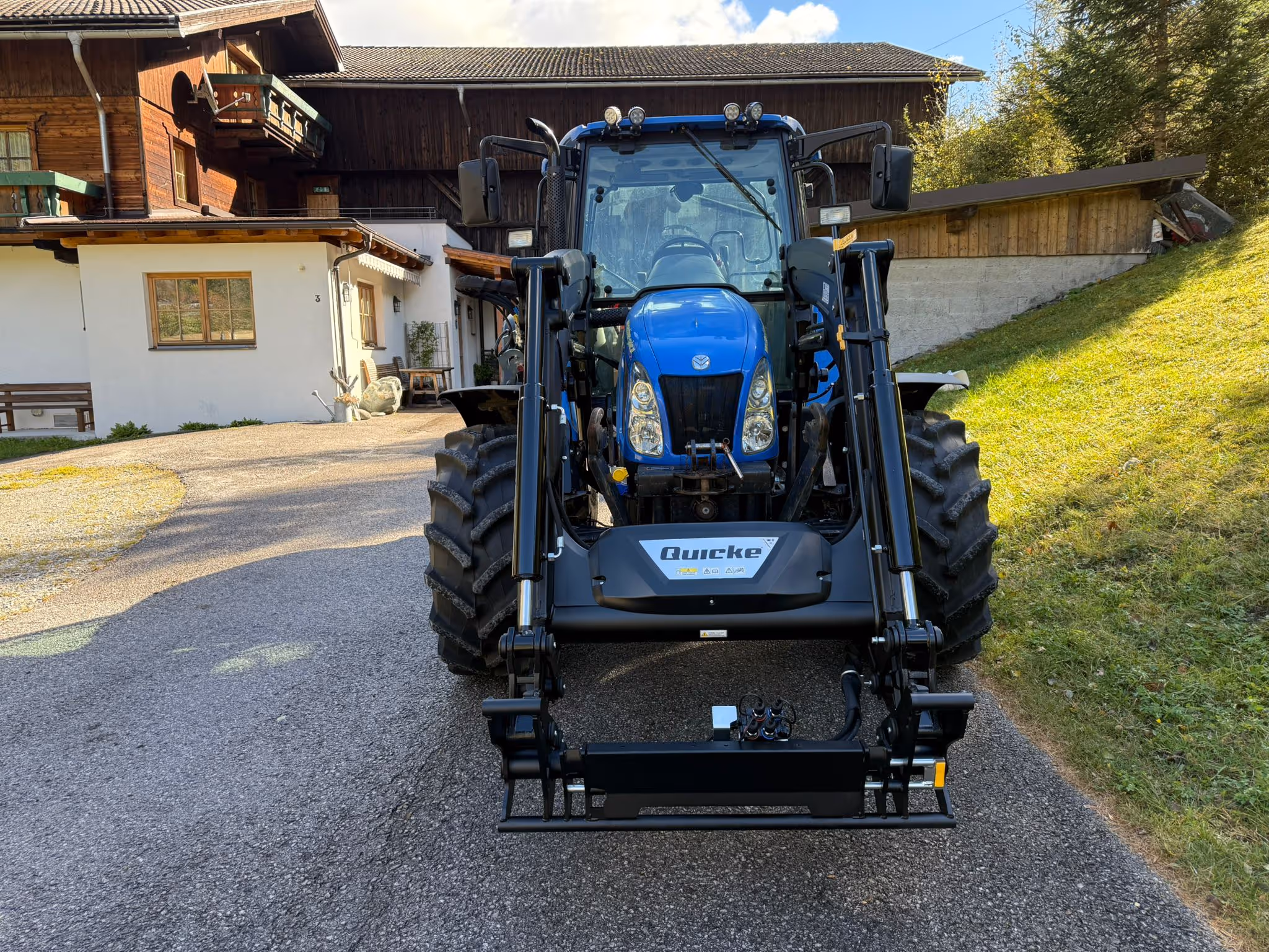 Übergabe Quicke Frontlader Q3M Performance