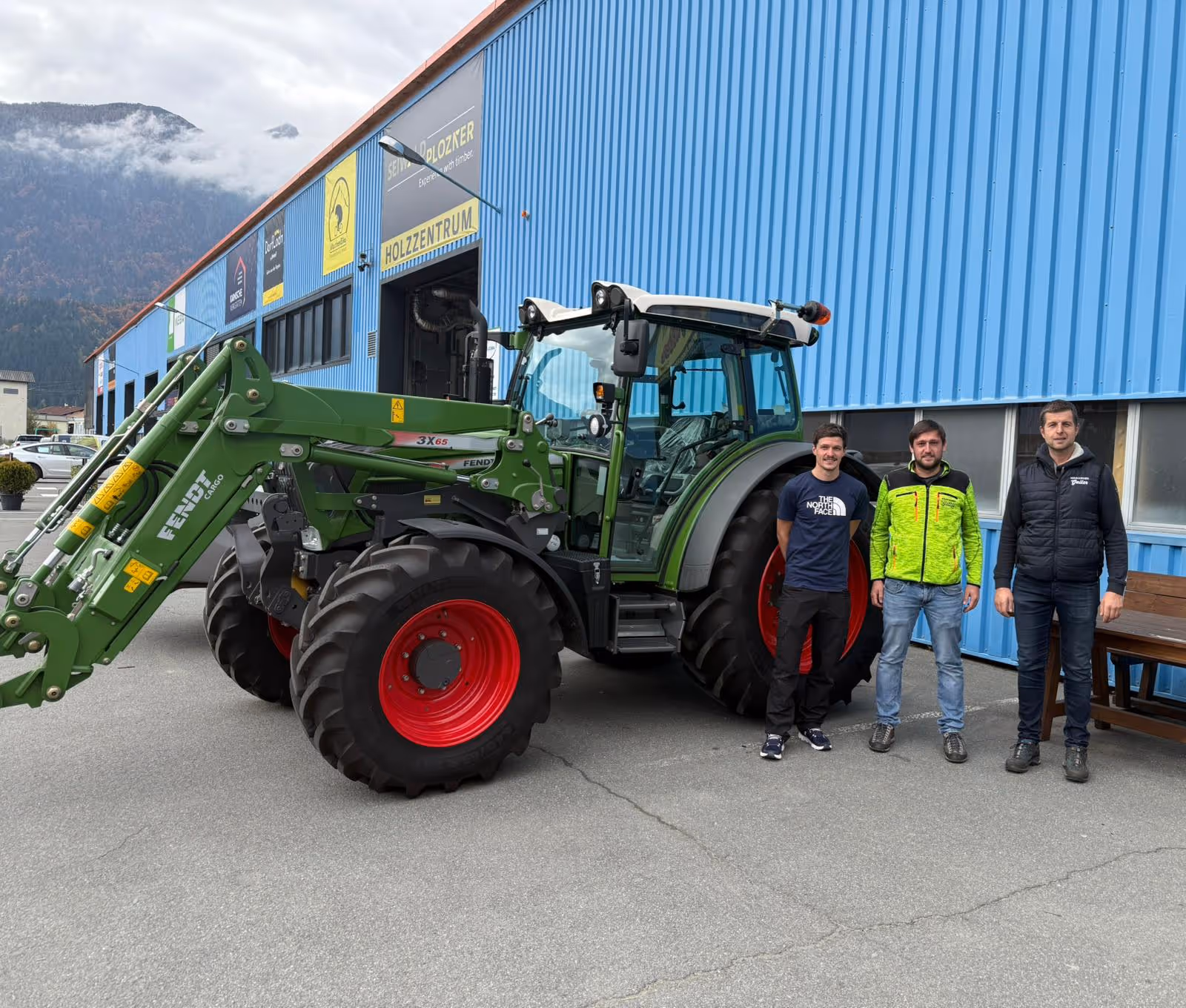 Übergabe Fendt Traktor Vario 211