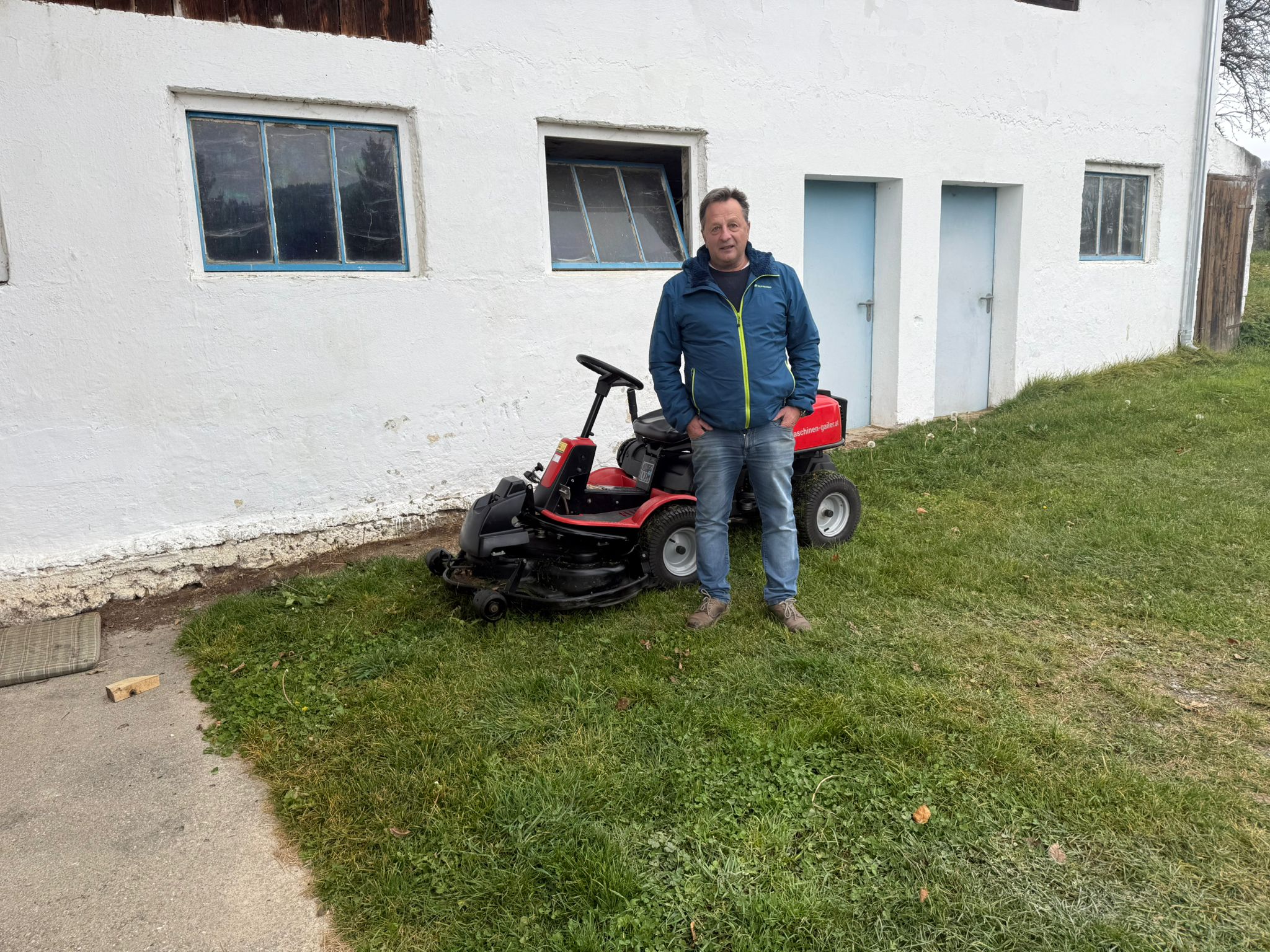 Übergabe Jonsered Rasentraktor 4x4 FR MA 2217