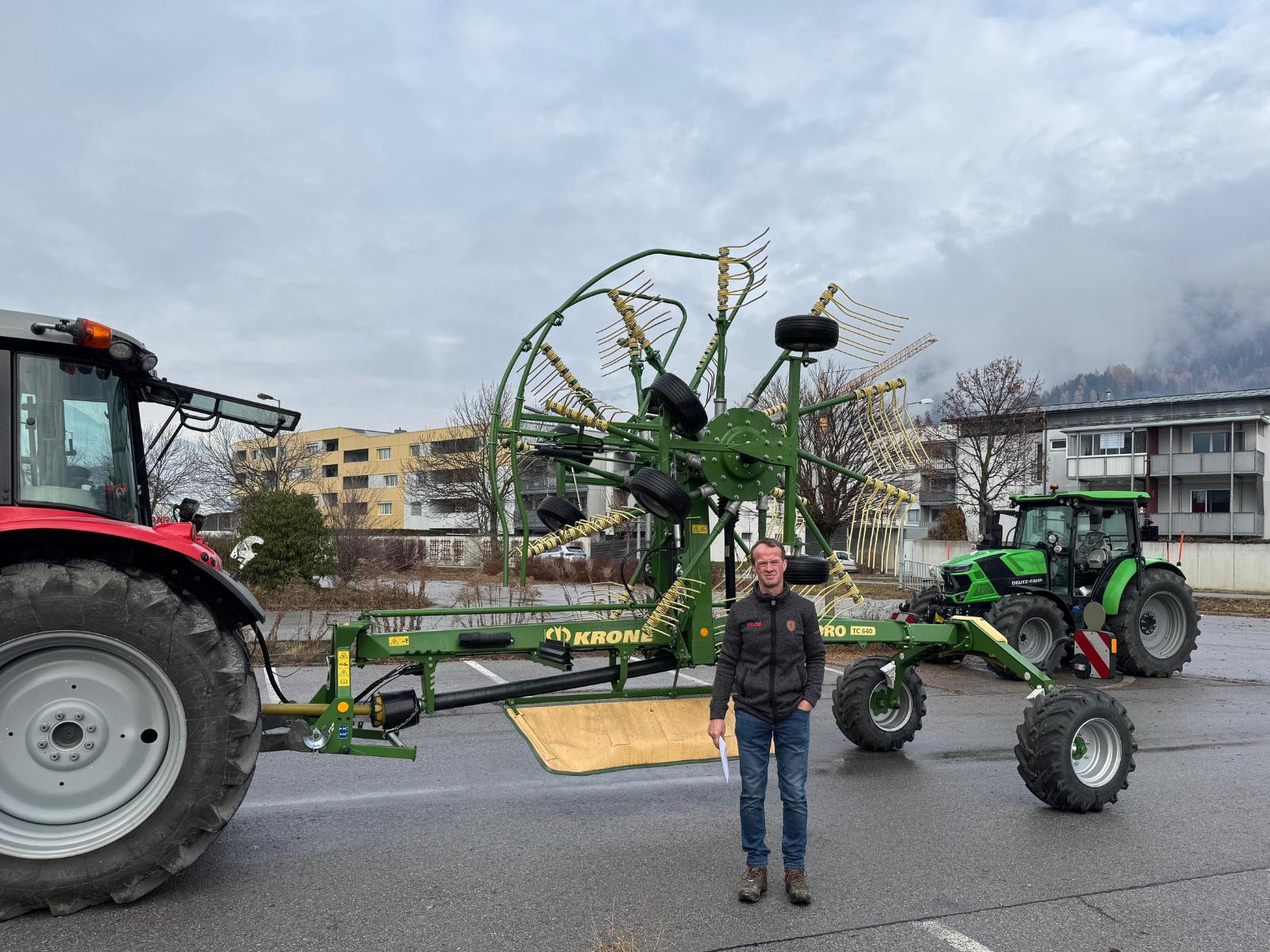 Übergabe Krone Kreiselschwader Swadro TC 640