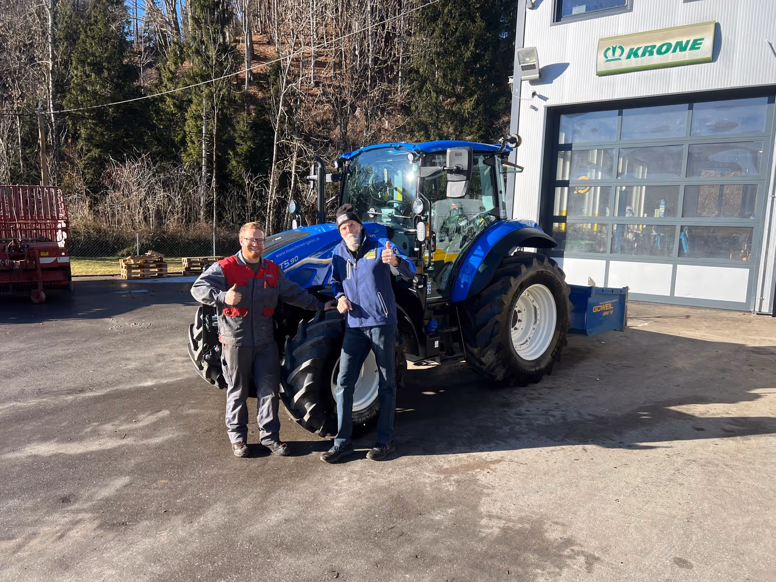 Übergabe New Holland Traktor T5.90 DC