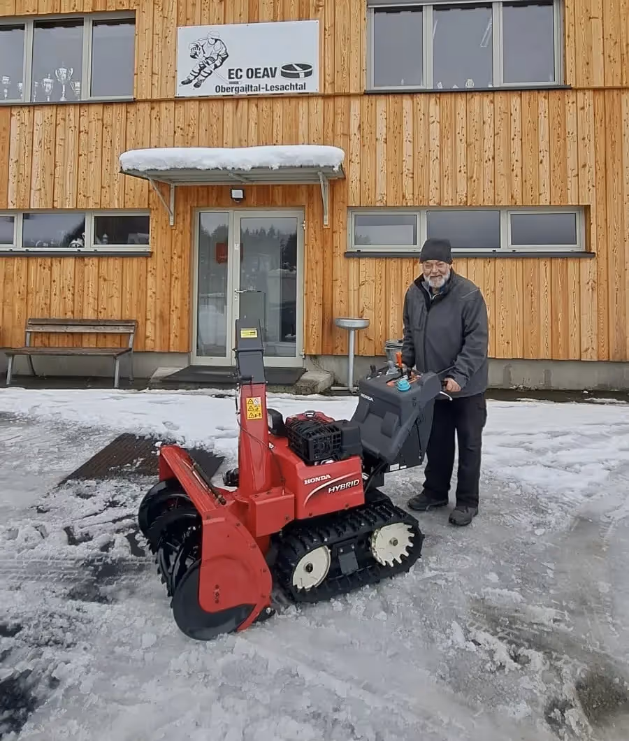 Übergabe Honda Schneefräse HSM 1390 iTDR