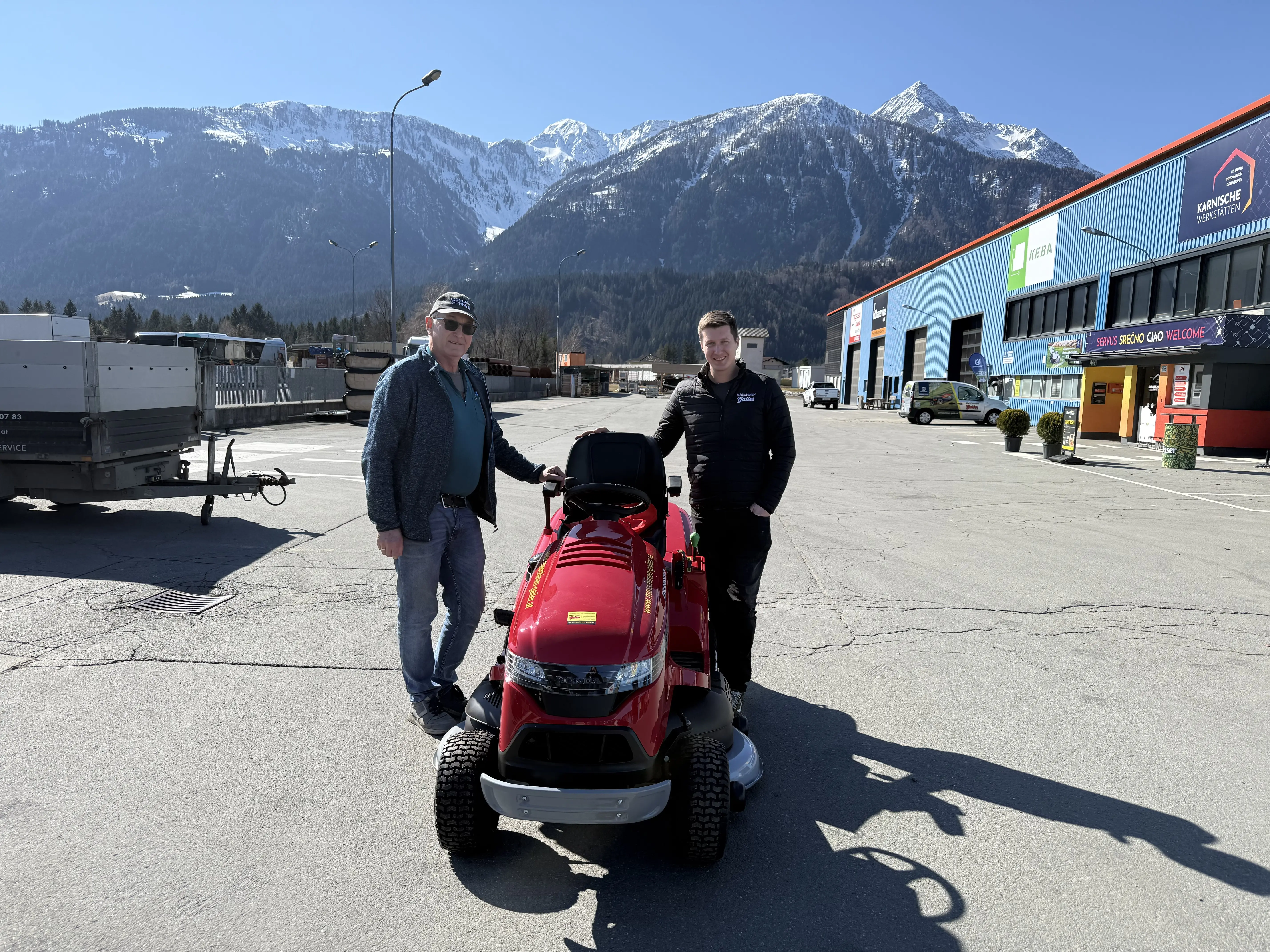 Übergabe Honda Rasentraktor HF2625