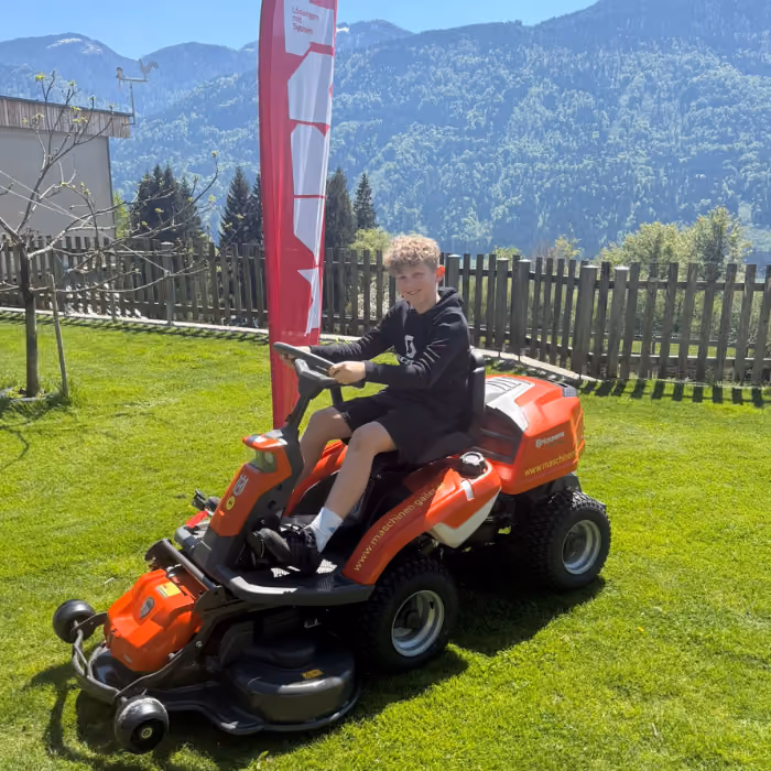 Übergabe Husqvarna Rider R216T AWD