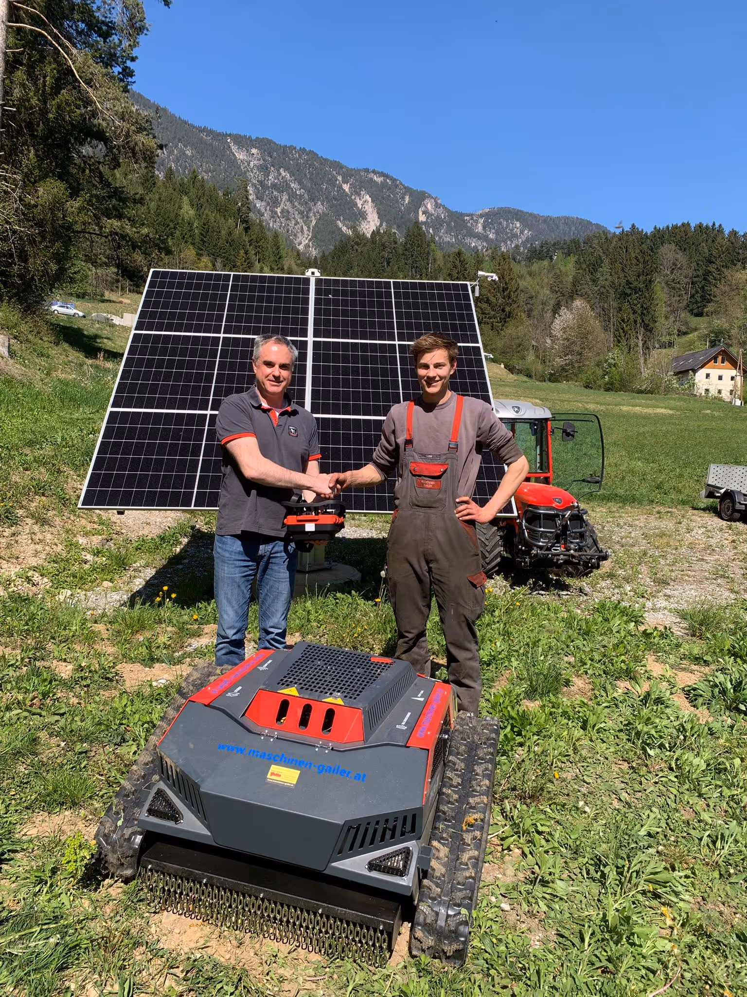 Übergabe Bluebird Mulcher FM24-70