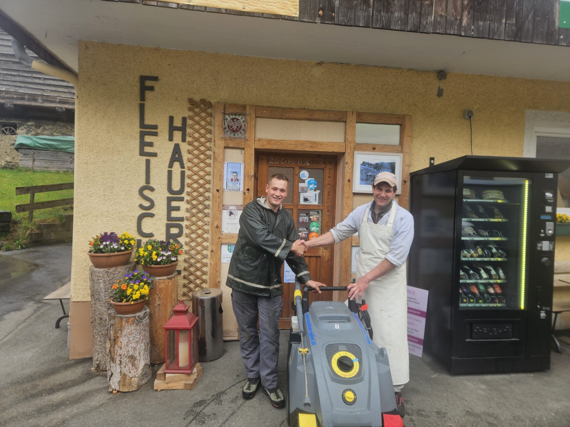 Übergabe Kärcher Hochdruckreiniger HDS 8/18-4CX