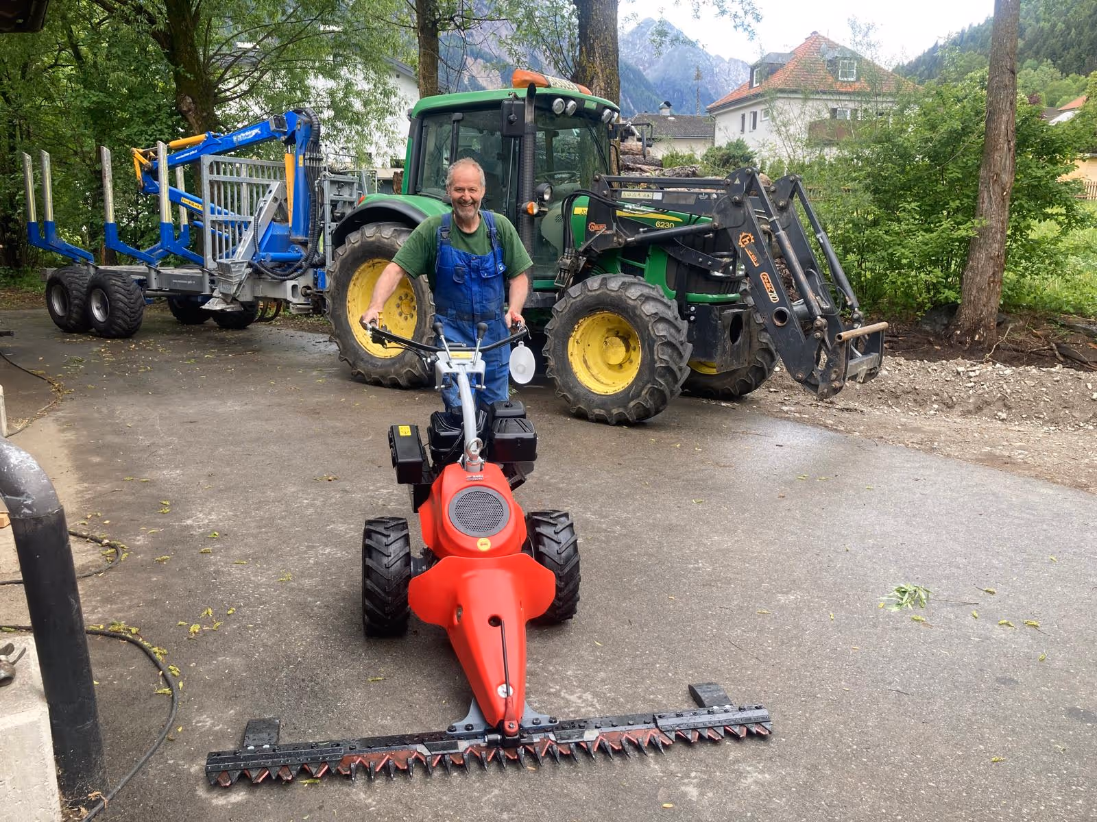 Übergabe AEBI Motormäher CC110