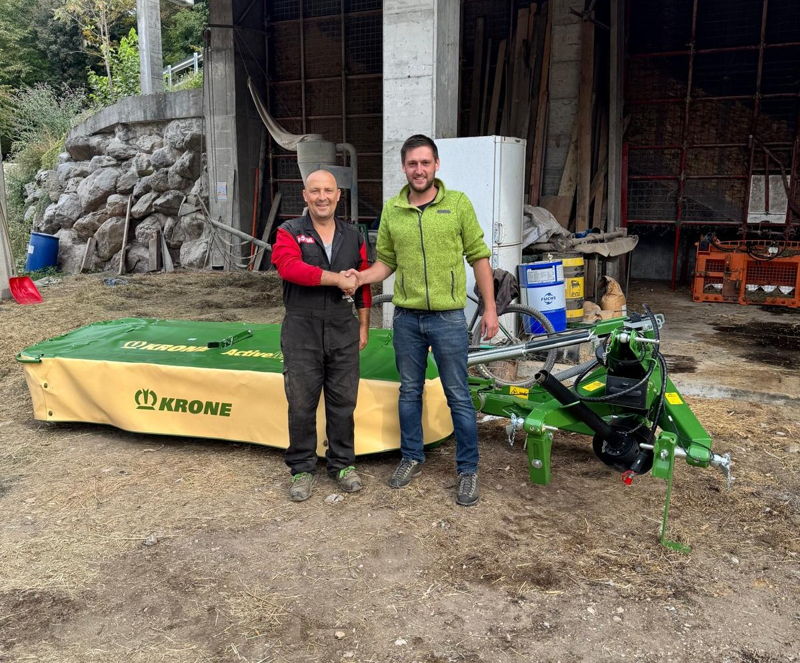 Übergabe Krone Heckscheibenmähwerk