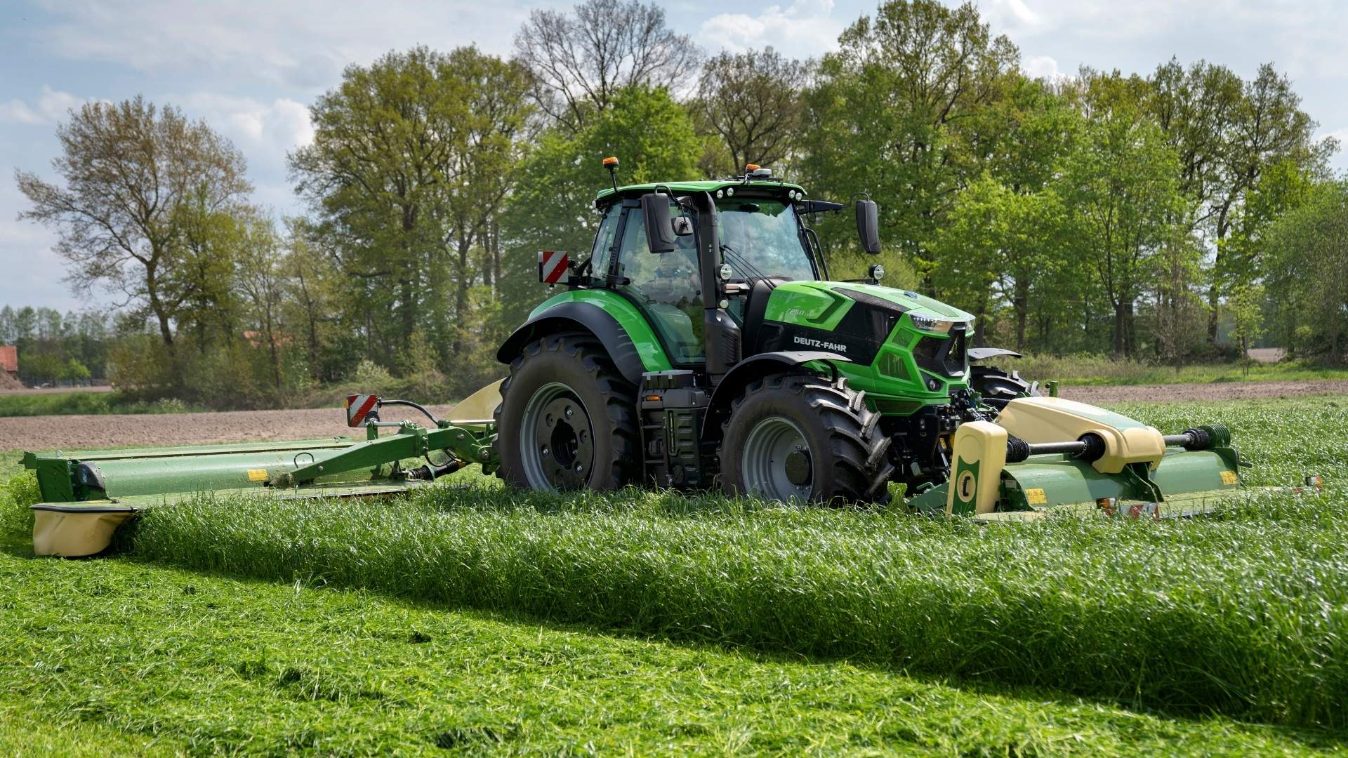 Deutz-Fahr Traktor und Landtechnik bei Maschinen Gailer