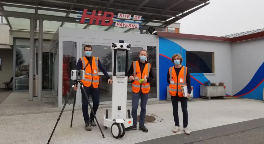 Équipe d'opérateurs 3D