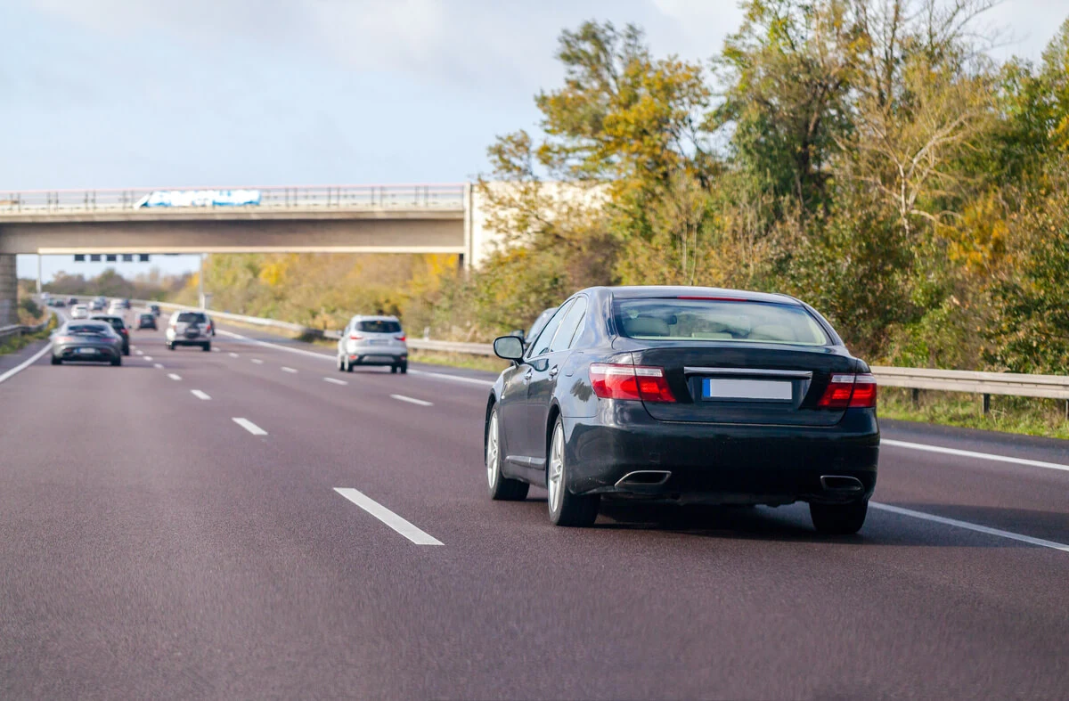 Geblitzt & außerorts deutlich zu schnell gewesen: Droht ein Fahrverbot?