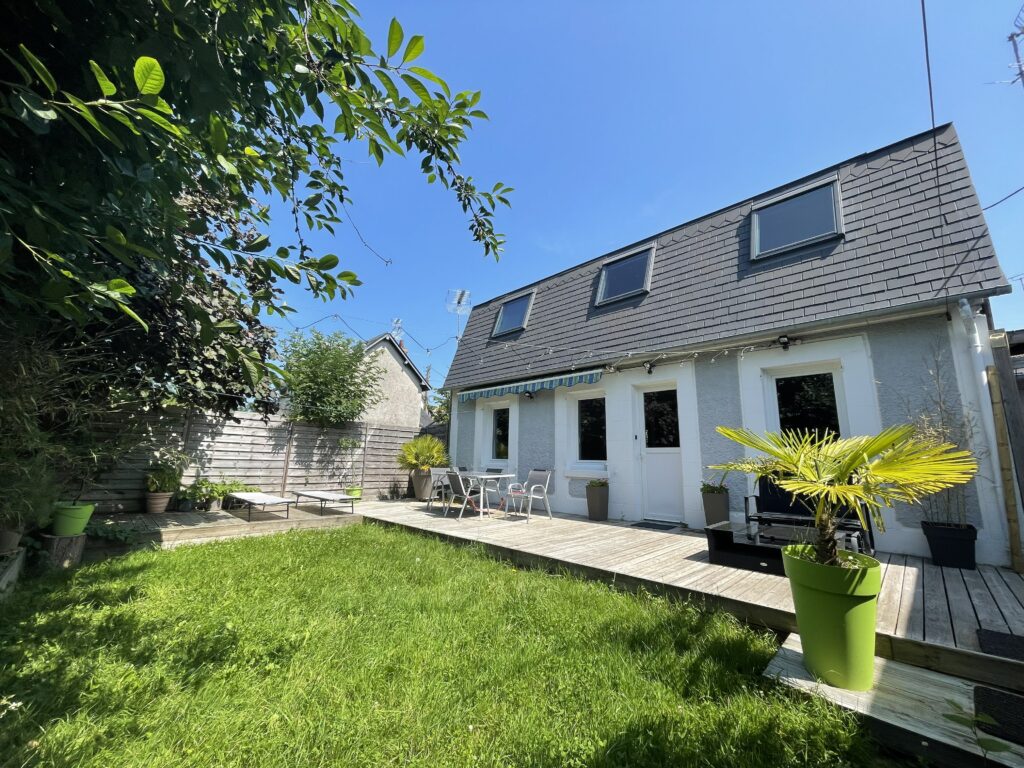 agence de location saisonnière, partir en vacances à la Toussaint en famille en Normandie