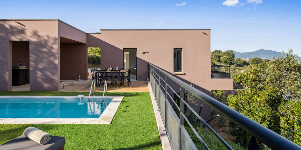 Domaine avec villas en Corse