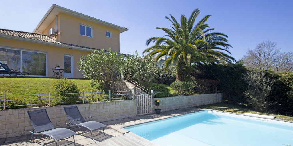 Maison familale avec piscine au pays basque