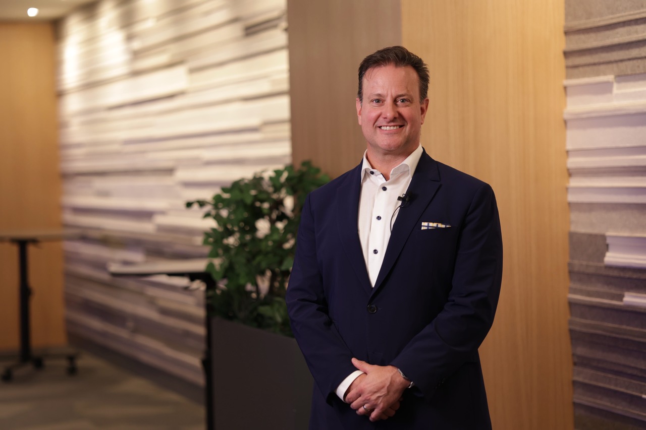 Dr Greg Wells