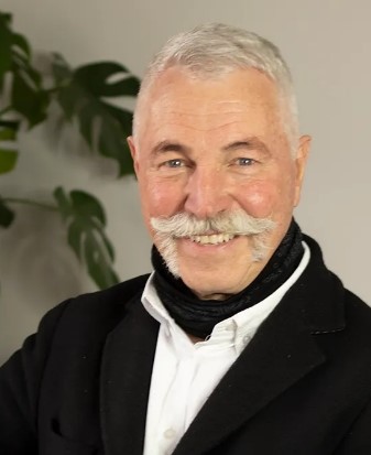 Dr Mark Manley