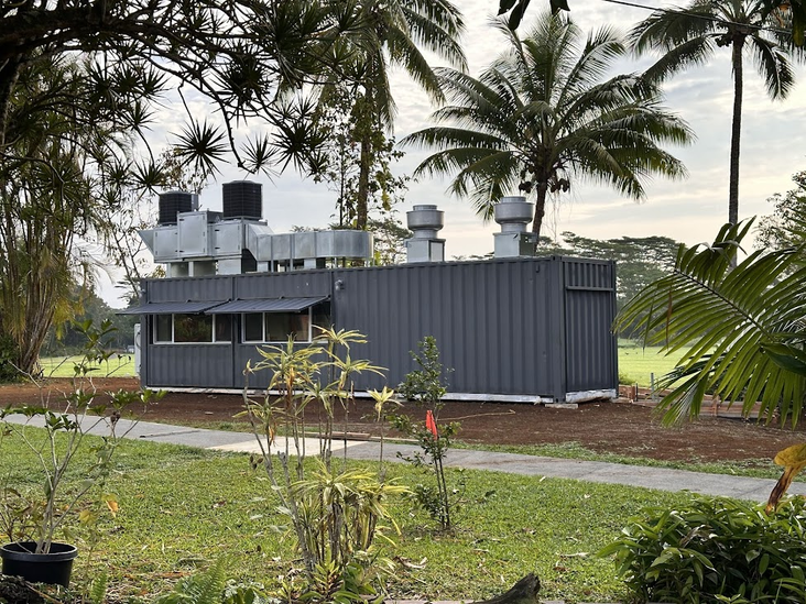 shipping container kitchen features 