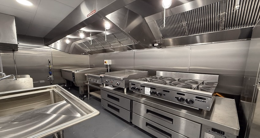 shipping container kitchen fabrication 