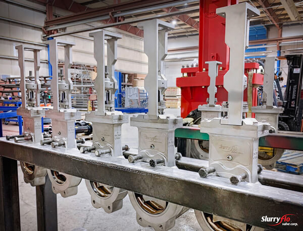 10 8 inch control valves for oil sands severe service application