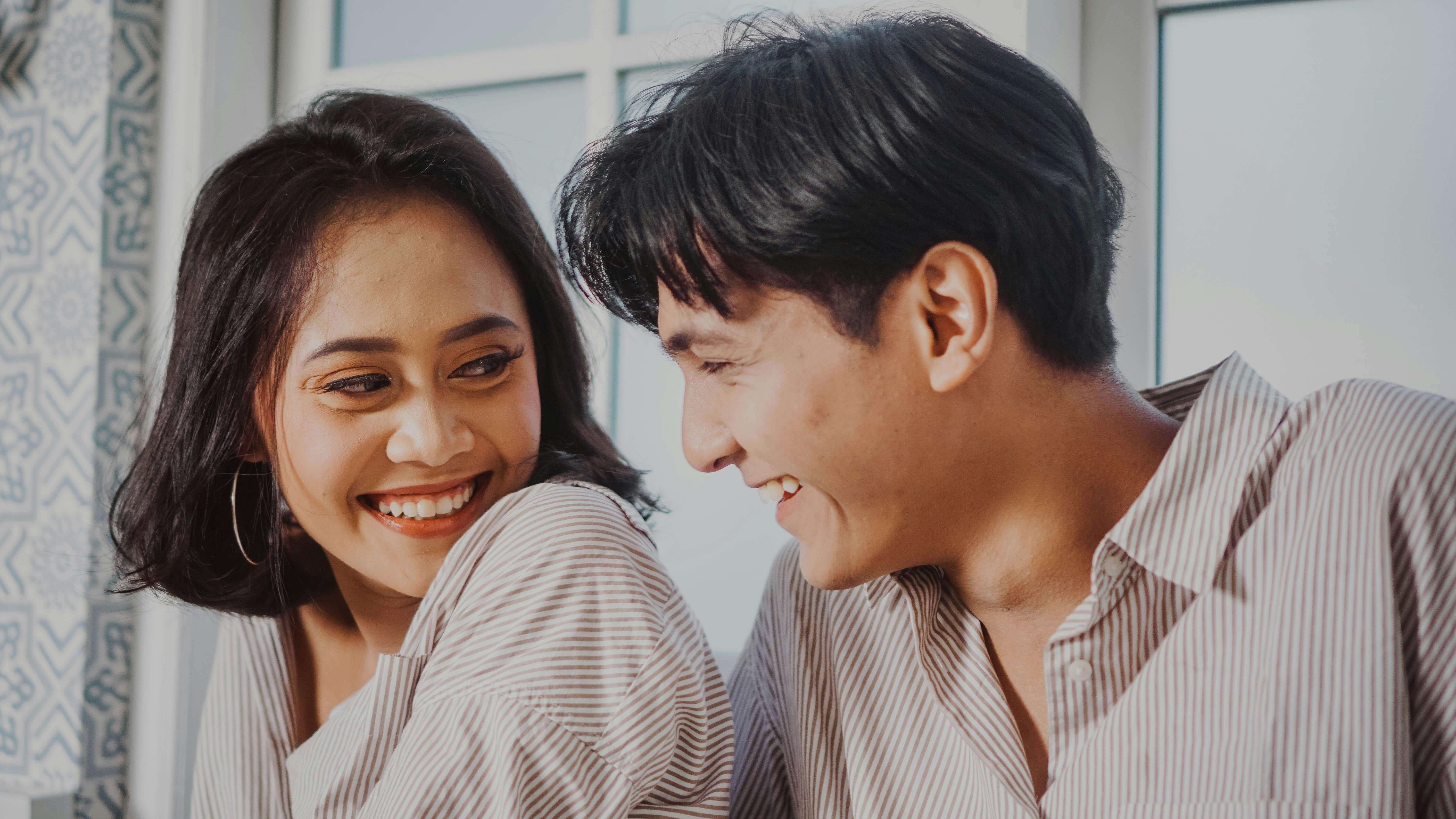 Online couples therapy session