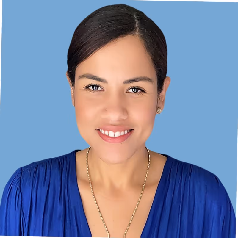 Kirbie Pillette Headshot