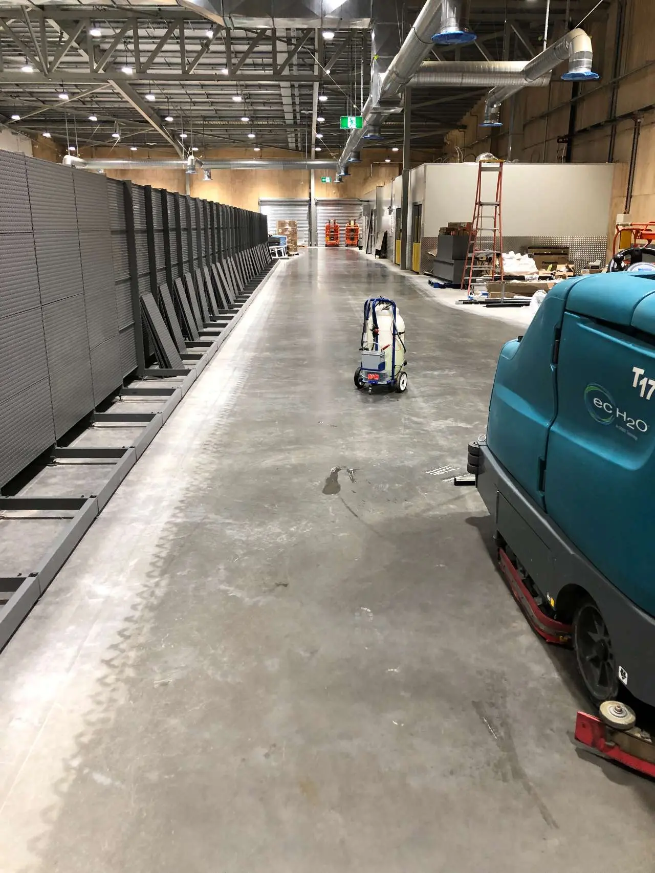 Industrial scrubbing in Canterbury