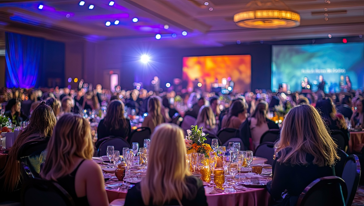 4 Industry Awards that Strengthen Advisor Credibility